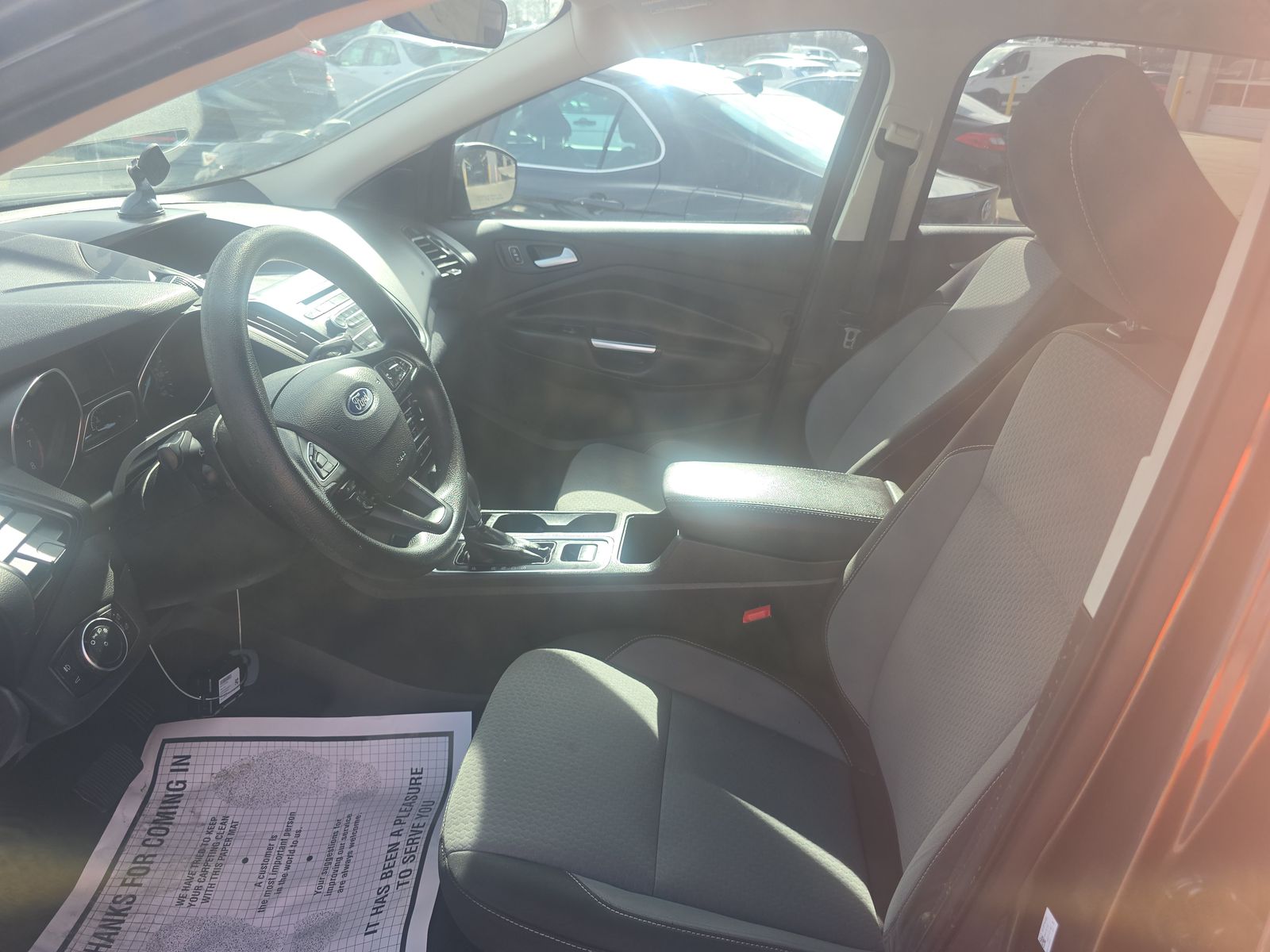 FORD ESCAPE - 8