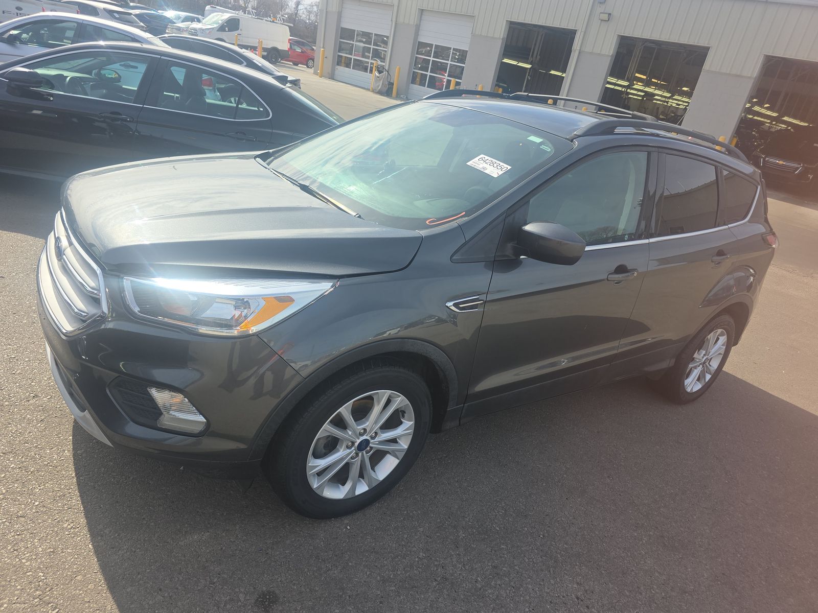 FORD ESCAPE - 1