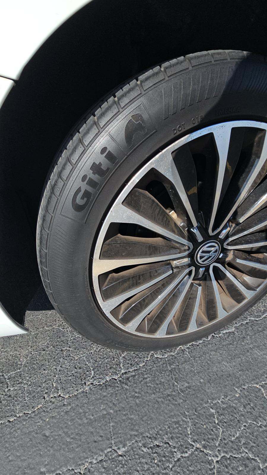 2022 Volkswagen Passat 2.0T Limited Edition FWD