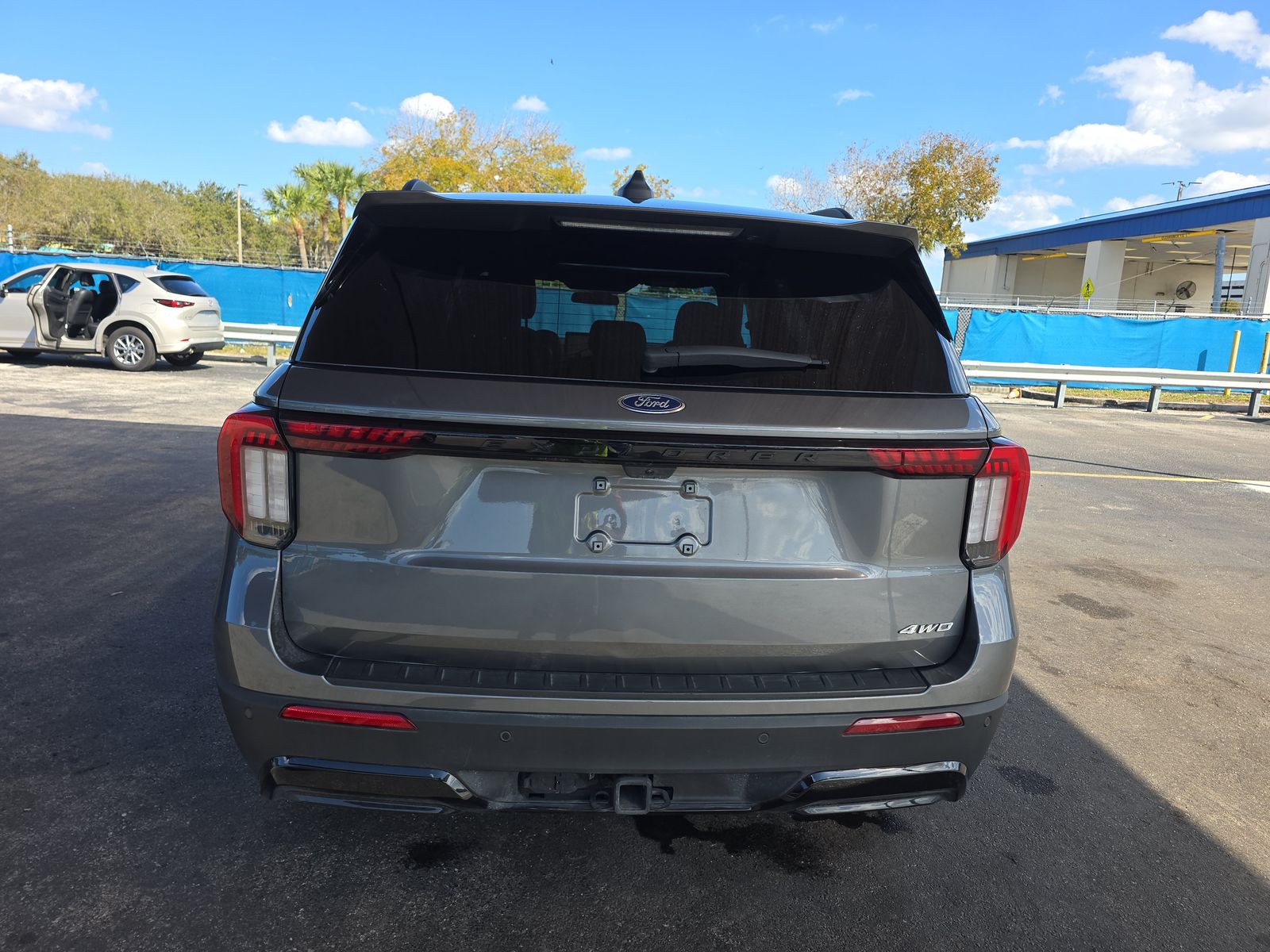 2025 Ford Explorer ST-Line AWD