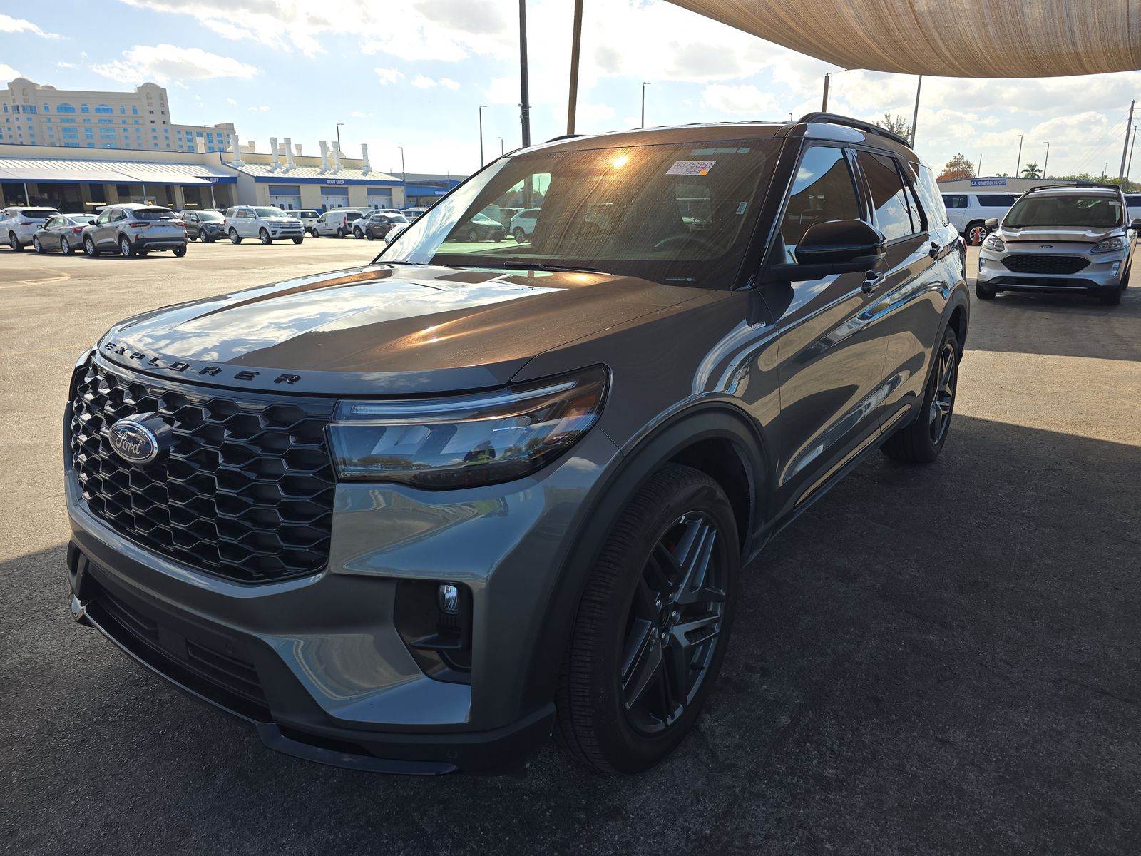 2025 Ford Explorer ST-Line AWD
