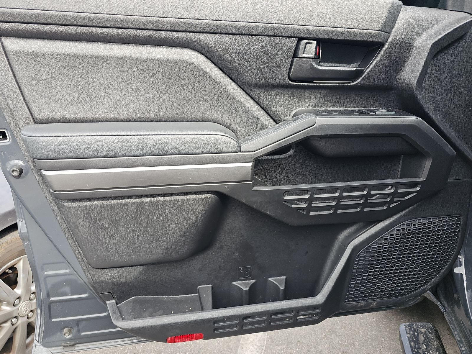 2024 Toyota Tacoma SR5 RWD