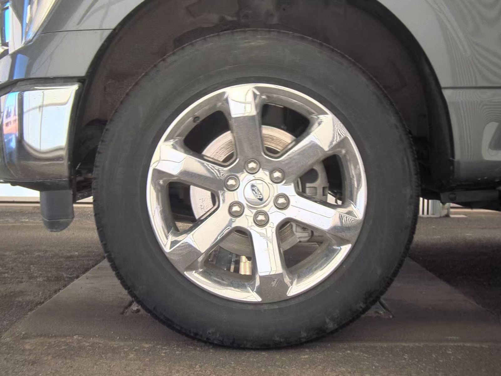 2023 Ford F-150 Hybrid Lariat AWD