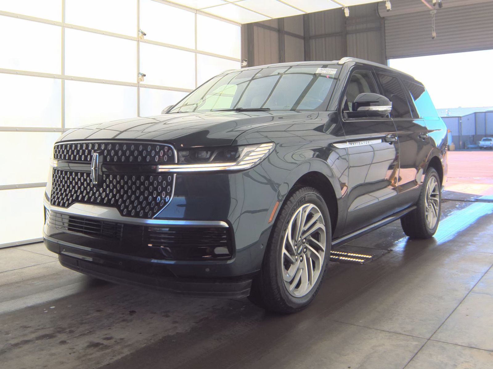2025 Lincoln Navigator Reserve AWD