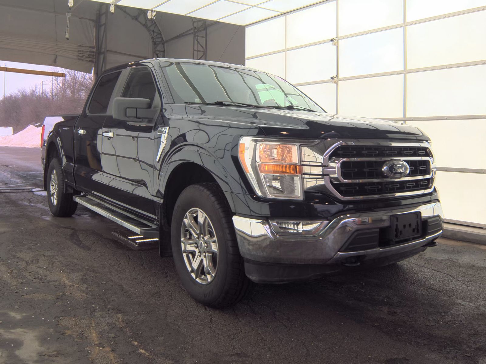 2022 Ford F-150 XLT AWD