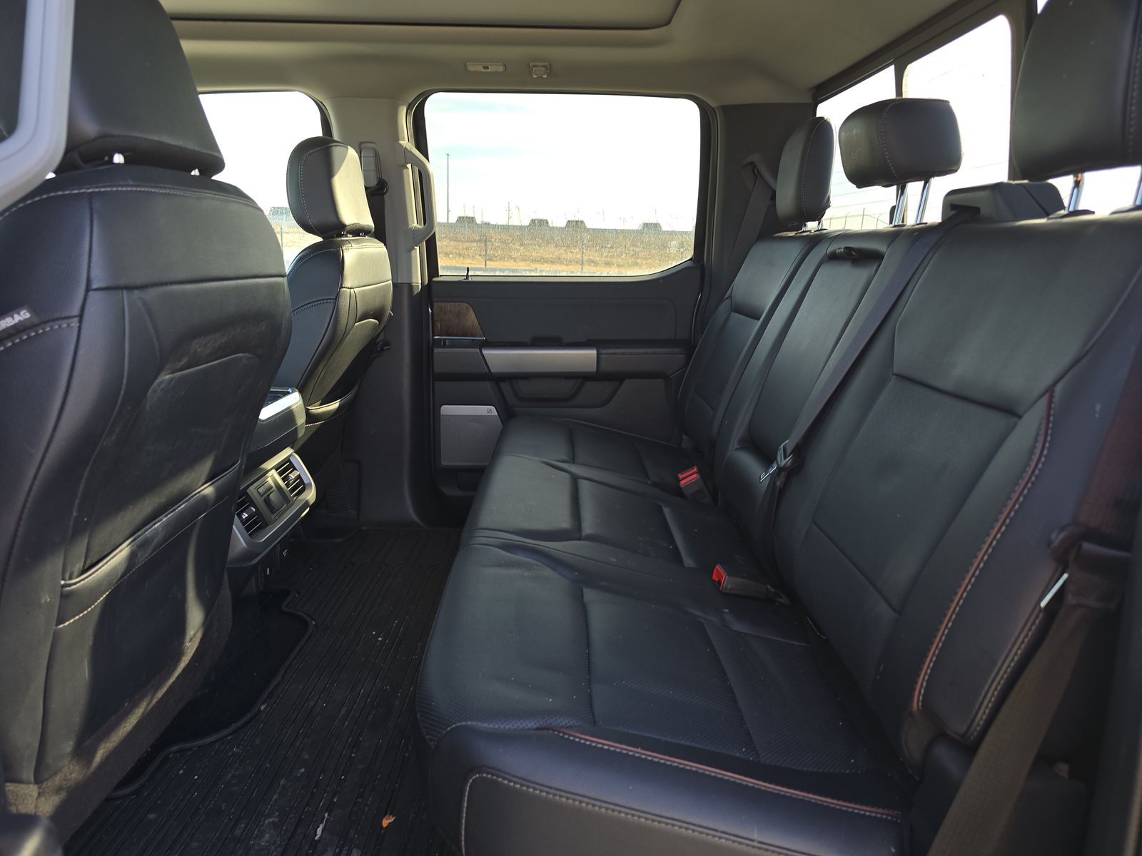 2023 Ford F-150 Hybrid Lariat AWD