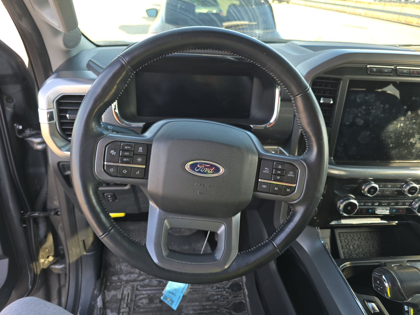 2023 Ford F-150 Hybrid Lariat AWD