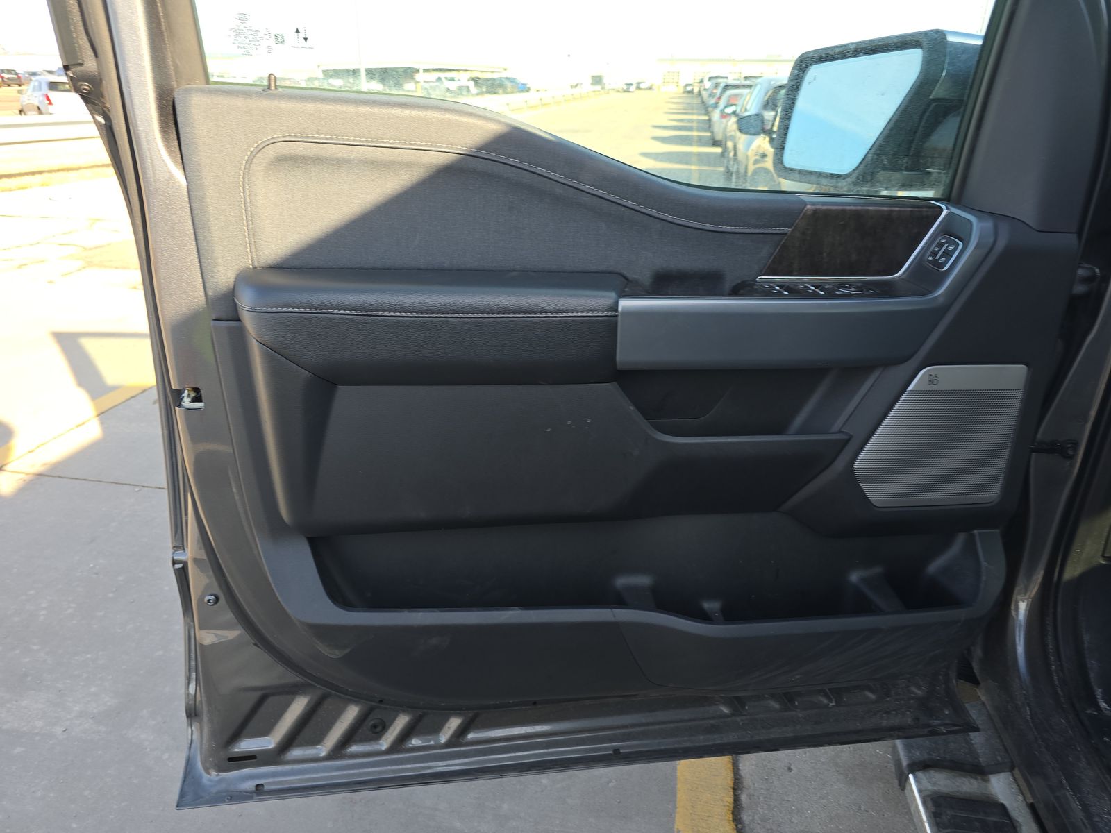 2023 Ford F-150 Hybrid Lariat AWD