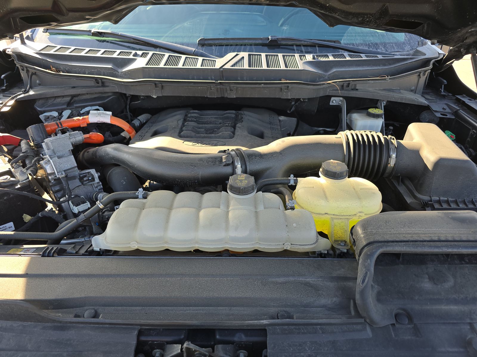 2023 Ford F-150 Hybrid Lariat AWD