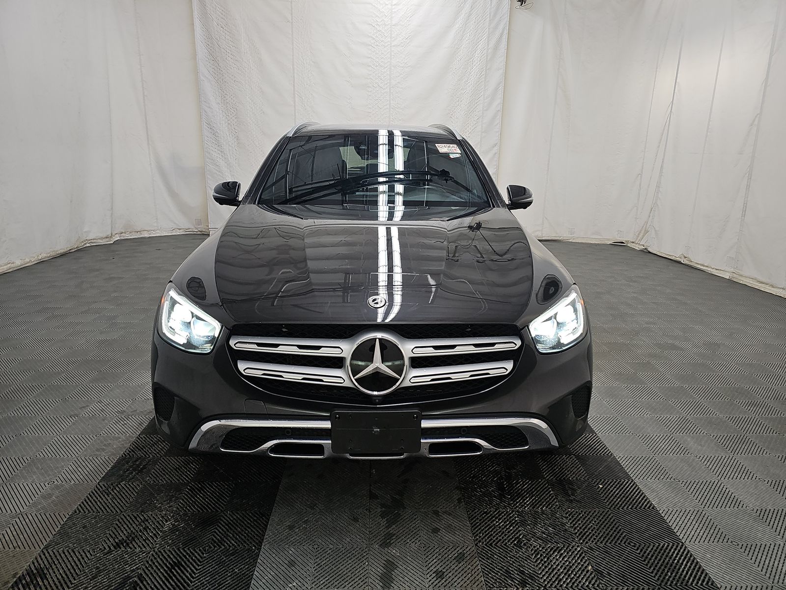 Mercedes-Benz GLC 300 4MATIC снимка Mercedes-Benz GLC 300 4MATIC