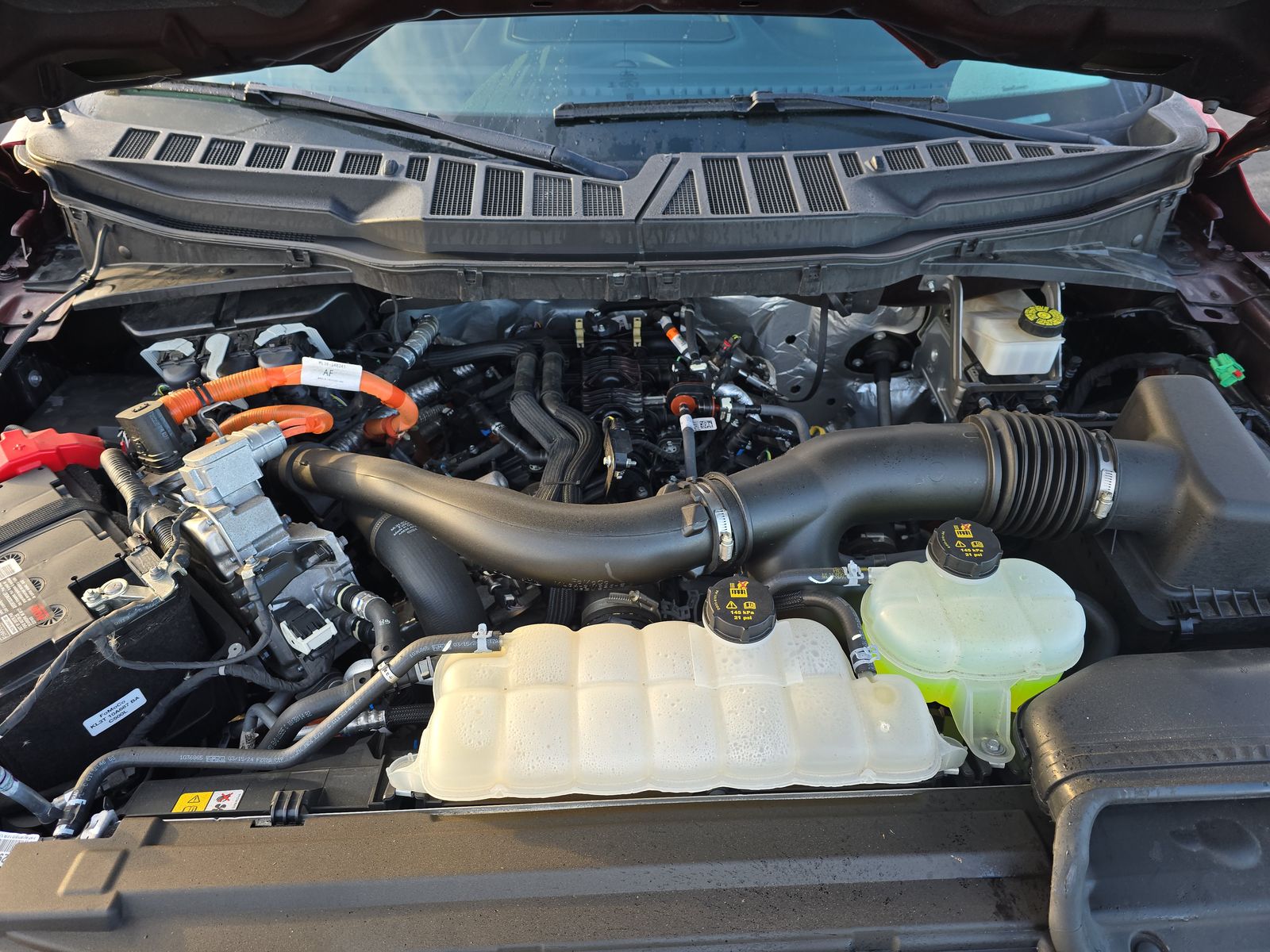 2024 Ford F-150 Hybrid XLT AWD