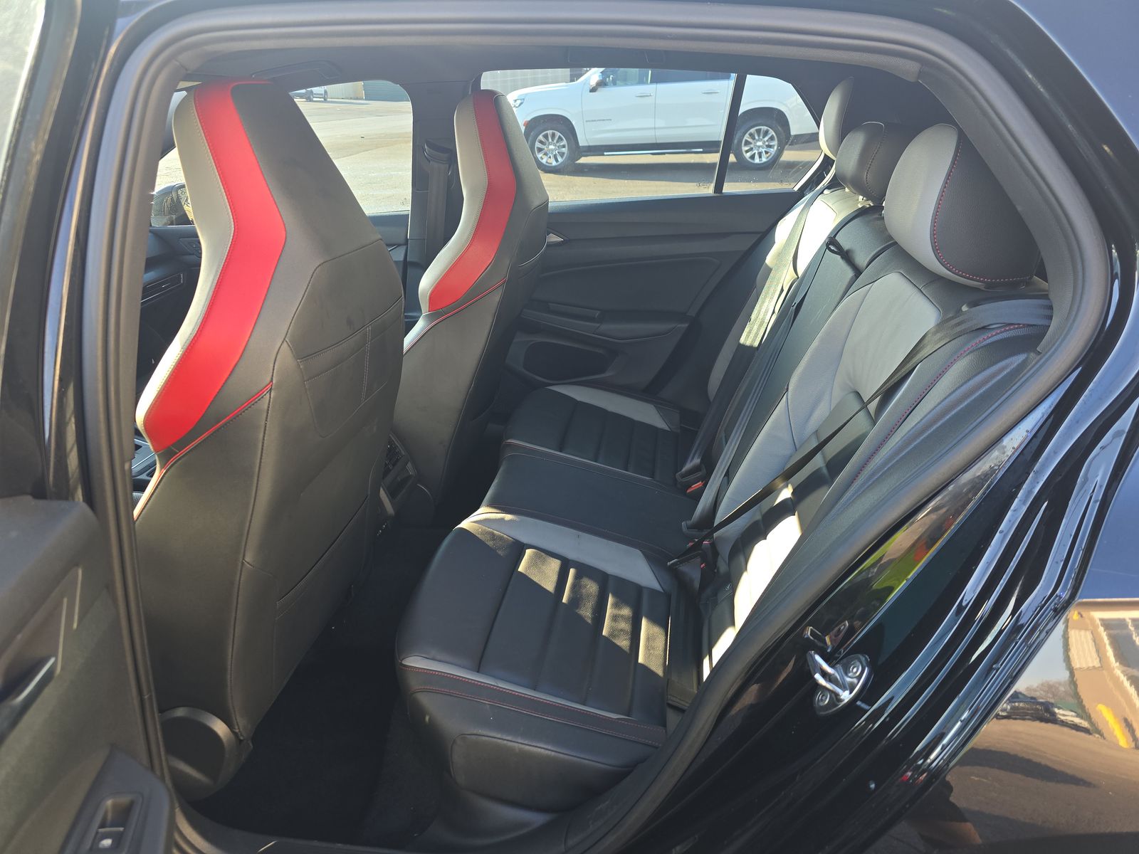 2022 Volkswagen Golf GTI 2.0T SE FWD