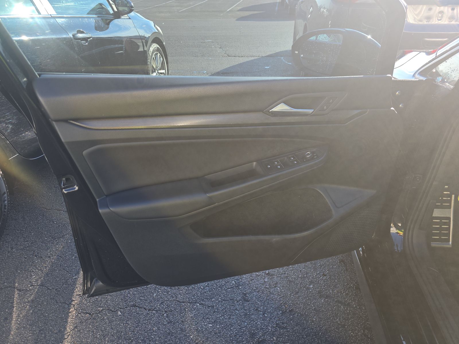 2022 Volkswagen Golf GTI 2.0T SE FWD