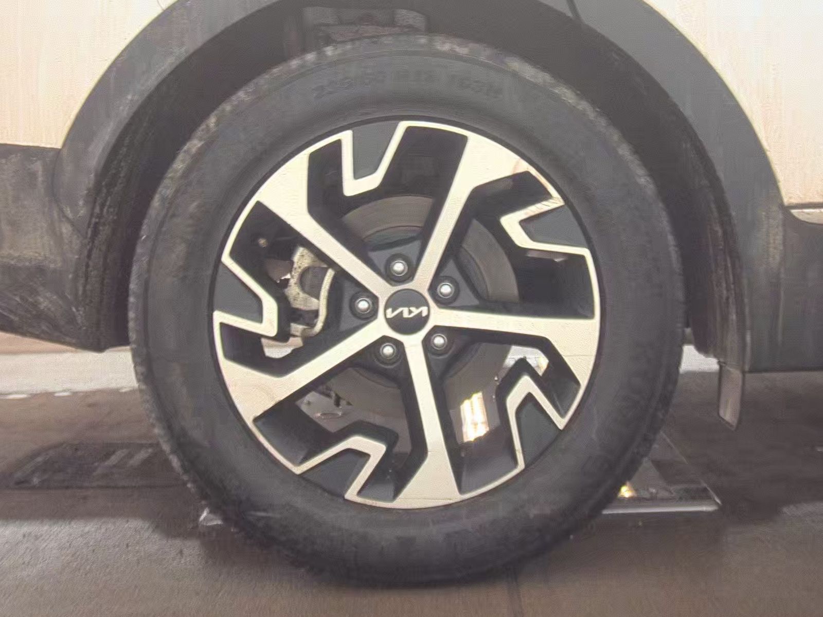 2025 Kia Sportage EX FWD