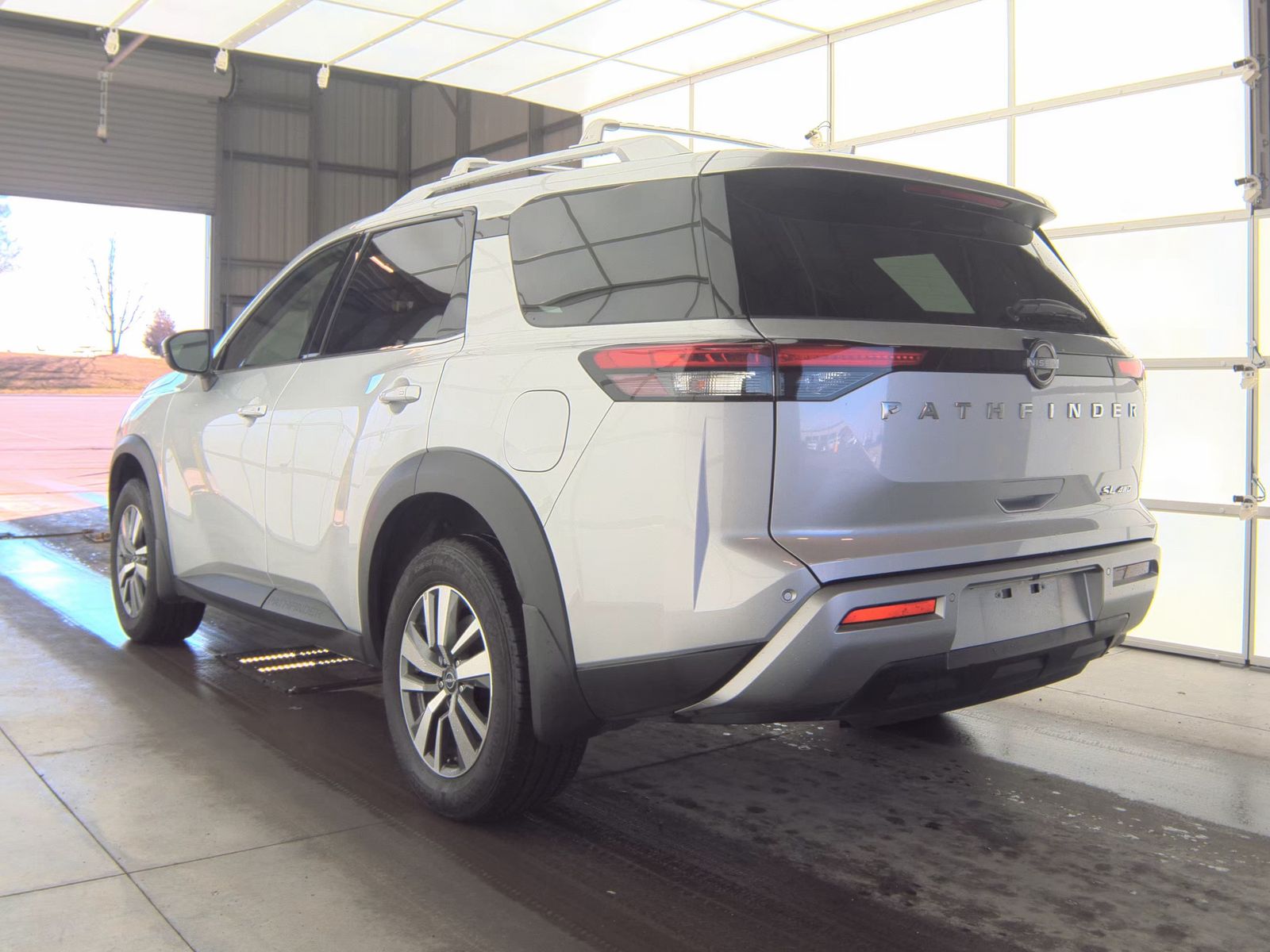 2025 Nissan Pathfinder SL AWD