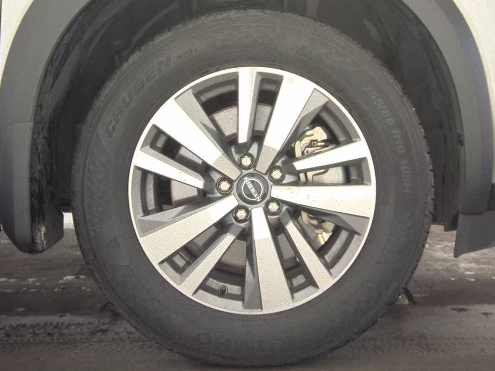 2025 Nissan Pathfinder SL AWD