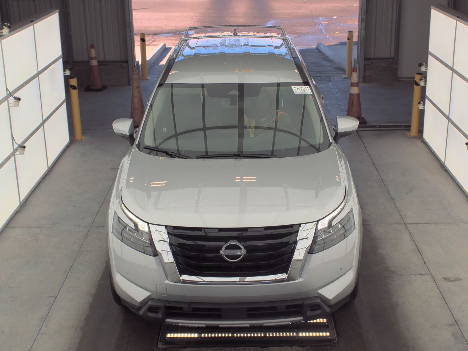 2025 Nissan Pathfinder SL AWD