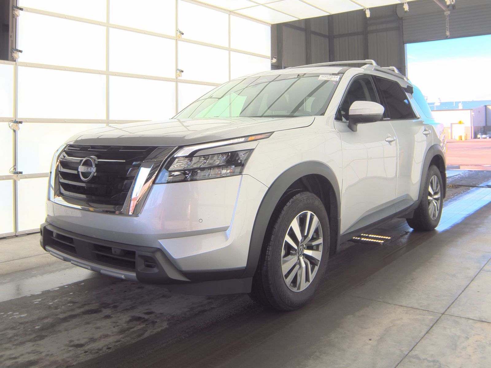 2025 Nissan Pathfinder SL AWD