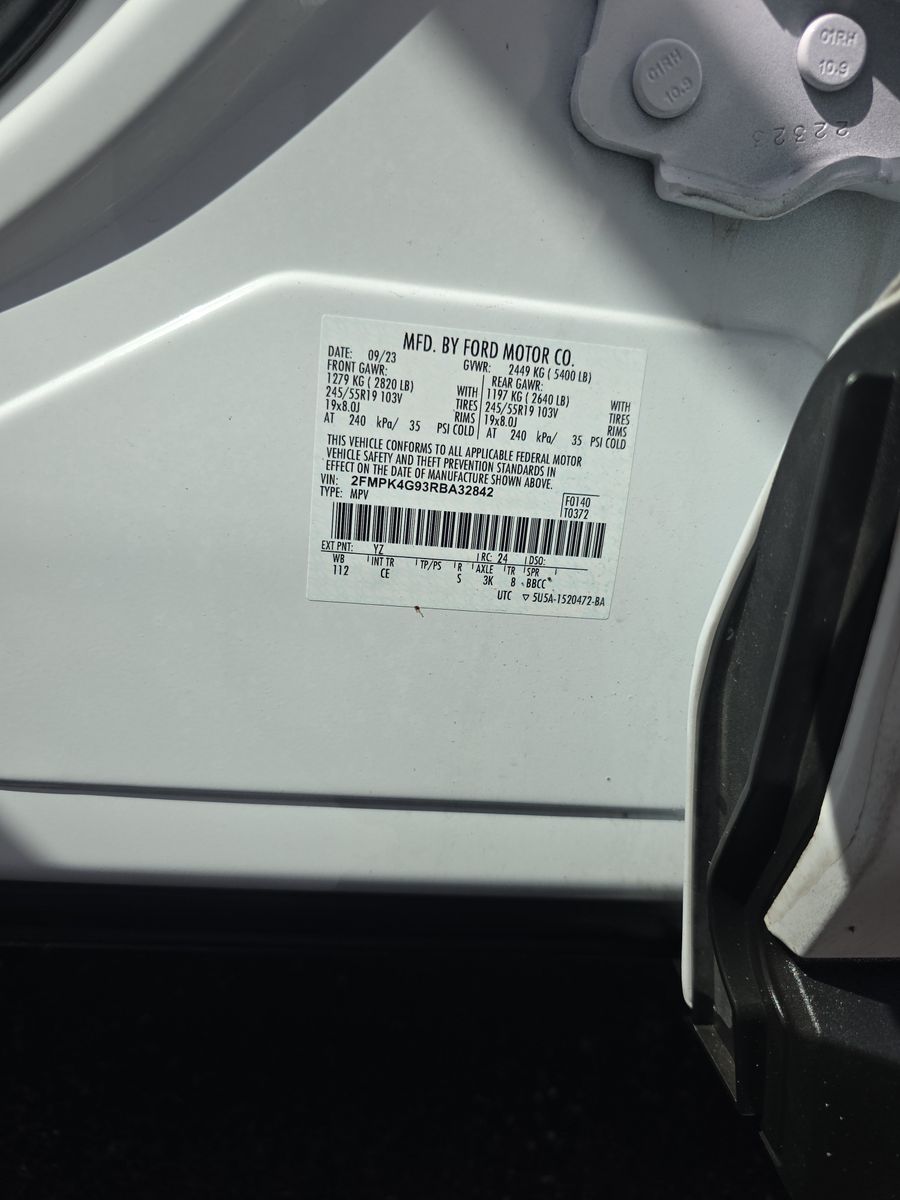 2024 Ford Edge SE AWD