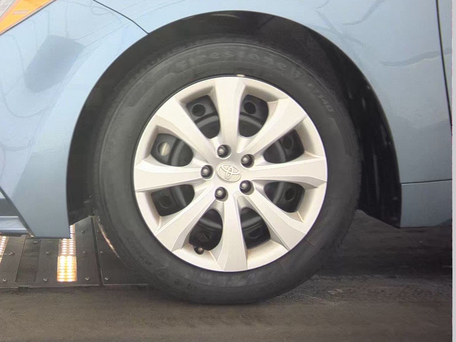 2024 Toyota Corolla LE FWD