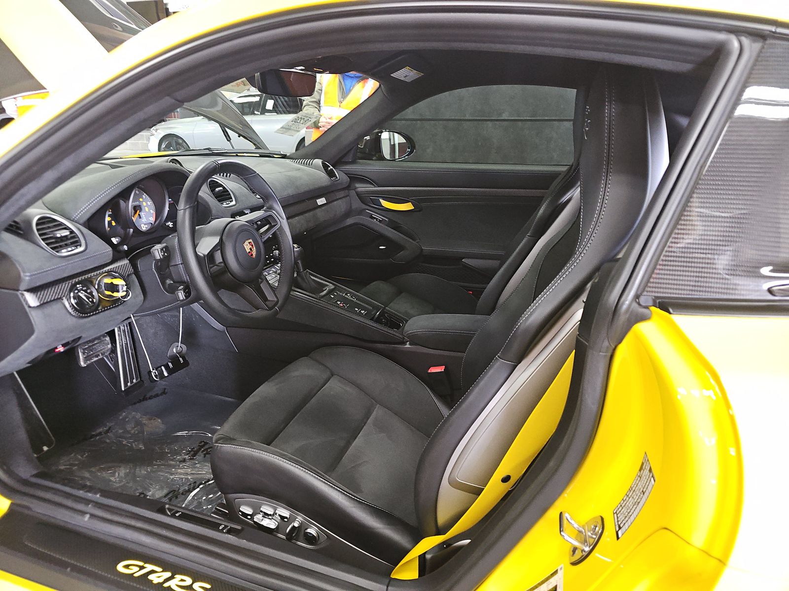 2024 Porsche 718 Cayman GT4 RS RWD