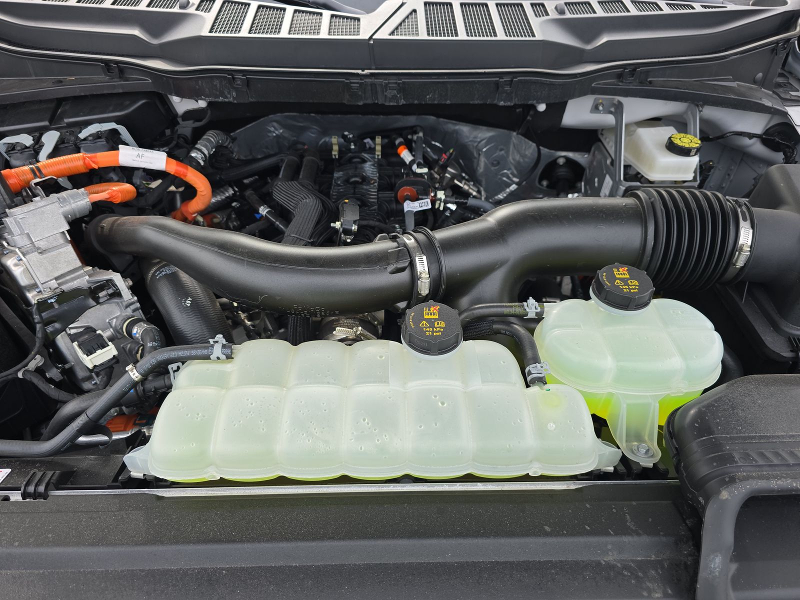 2025 Ford F-150 Hybrid XLT AWD