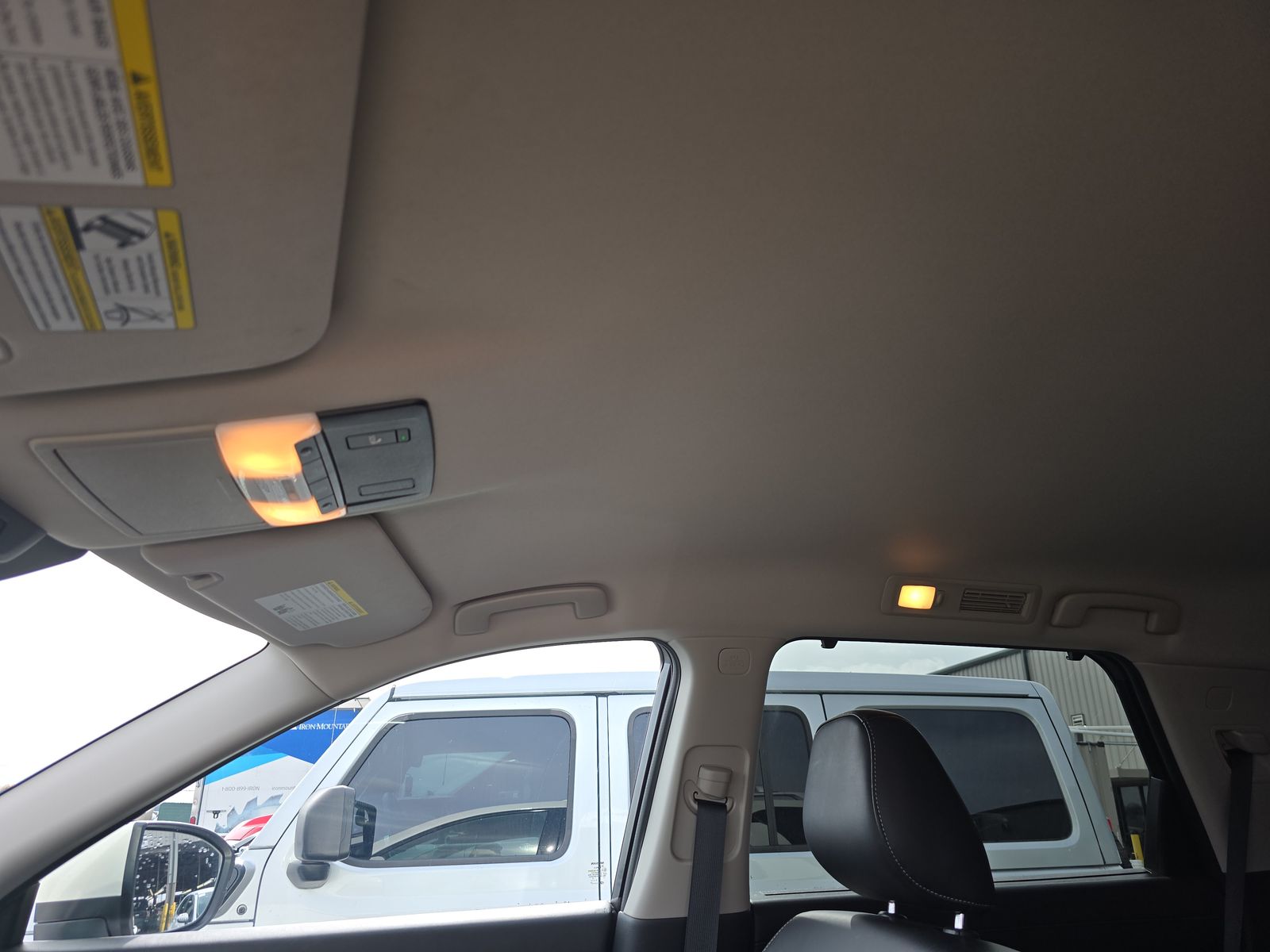 2024 Nissan Pathfinder SL FWD