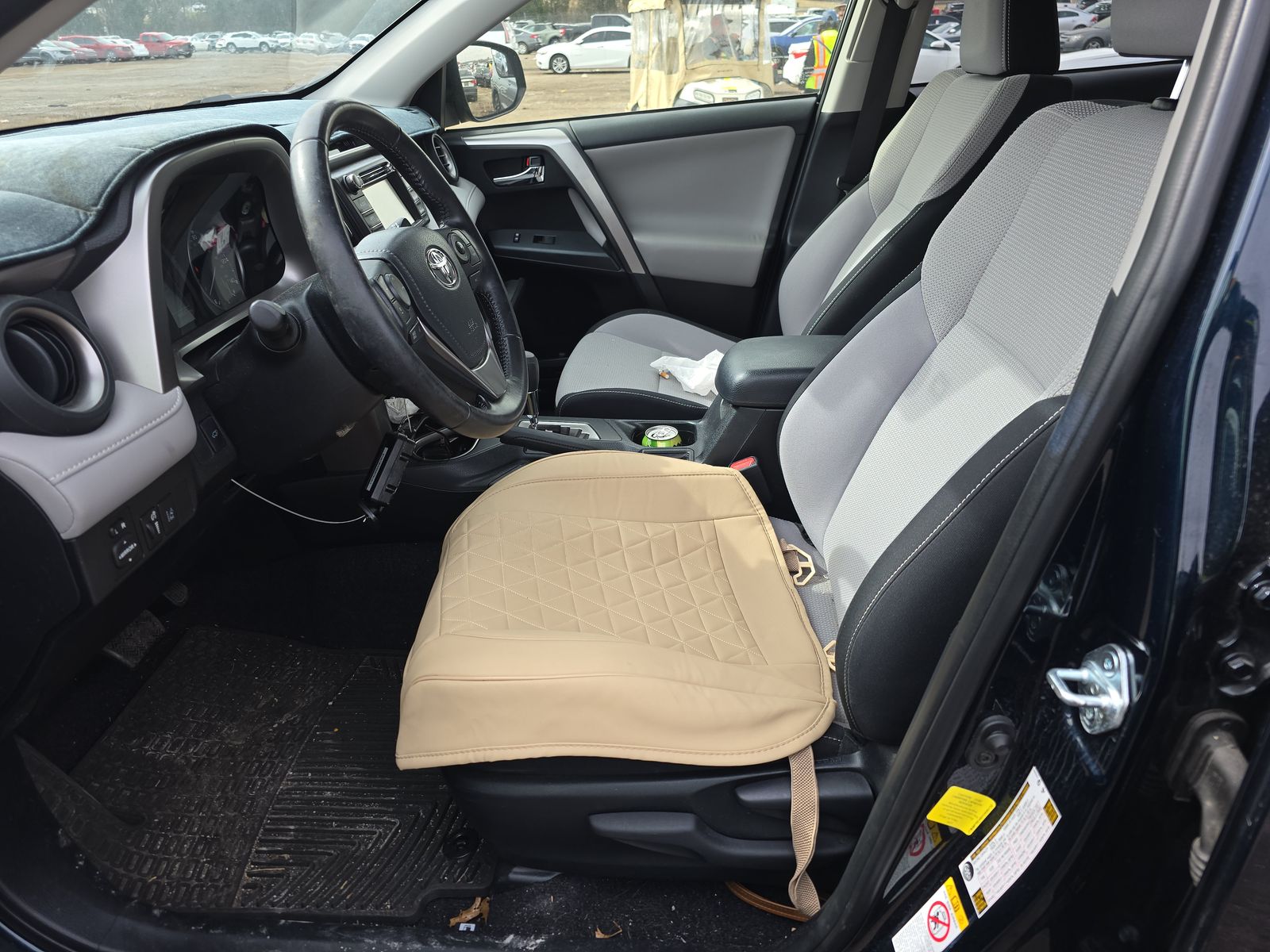 2017 Toyota RAV4 XLE FWD