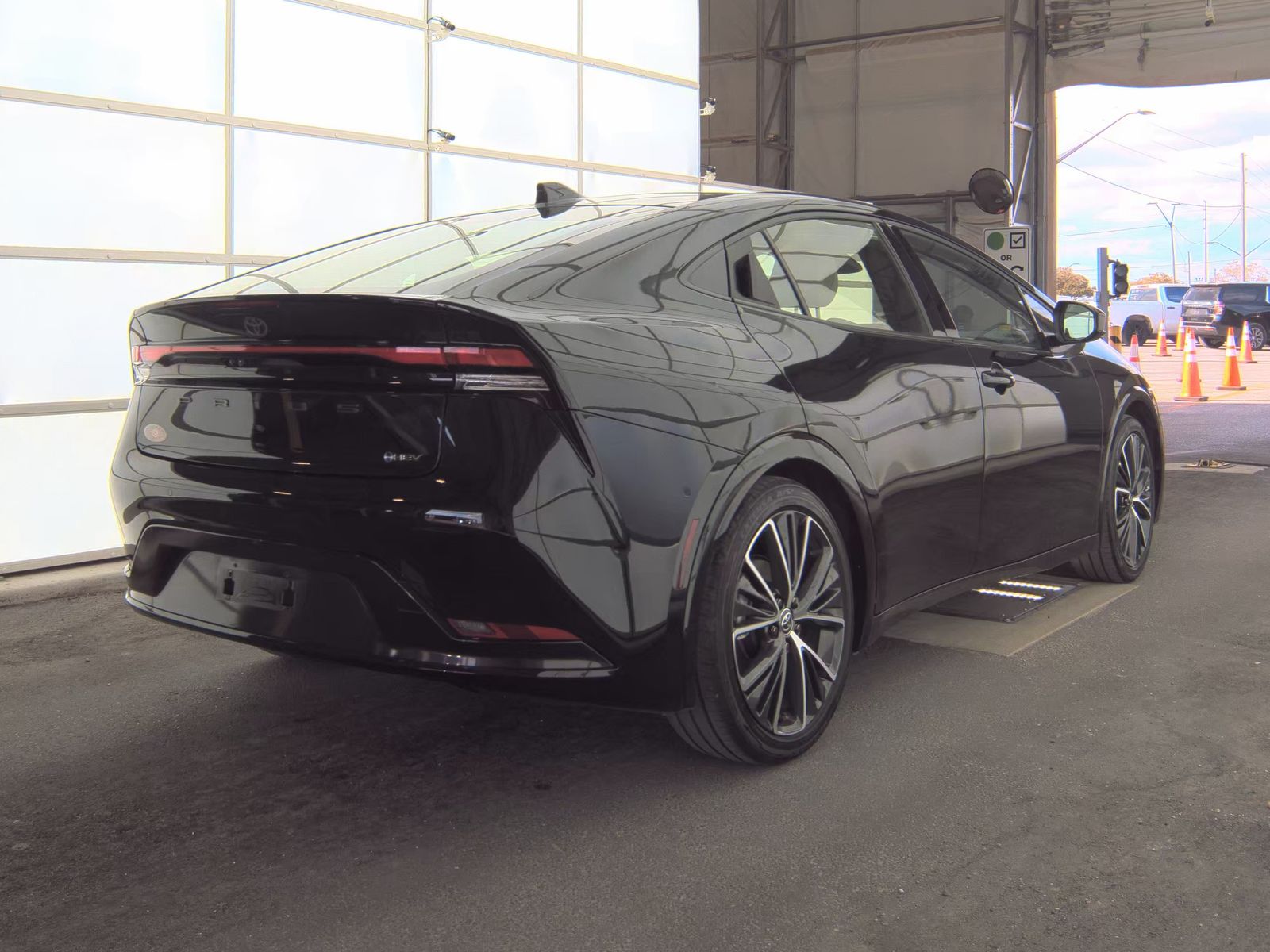 2025 Toyota Prius Limited FWD