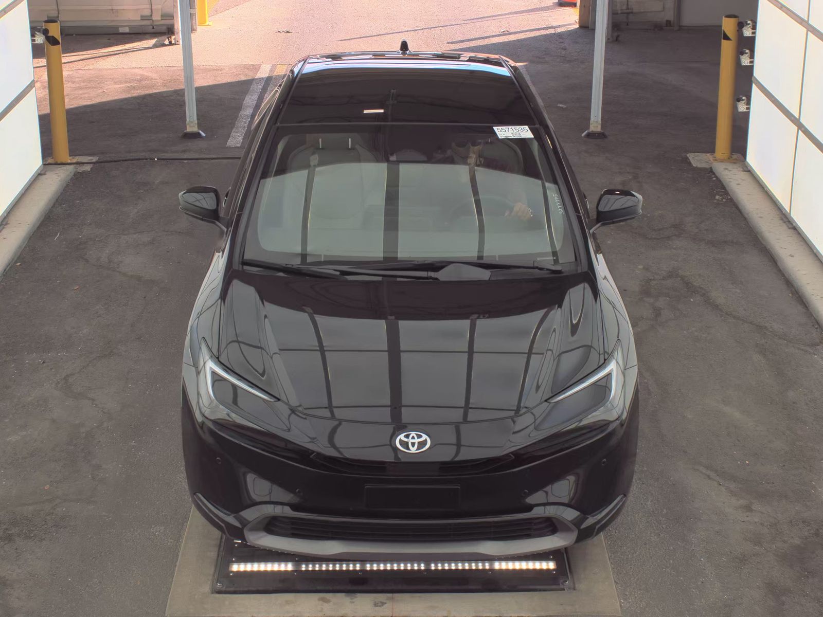 2025 Toyota Prius Limited FWD
