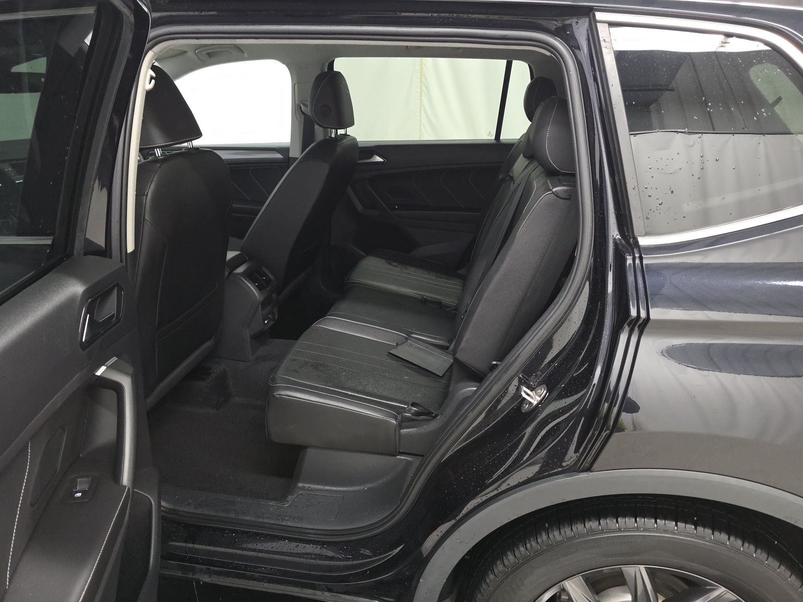 2022 Volkswagen Tiguan 2.0T SE FWD