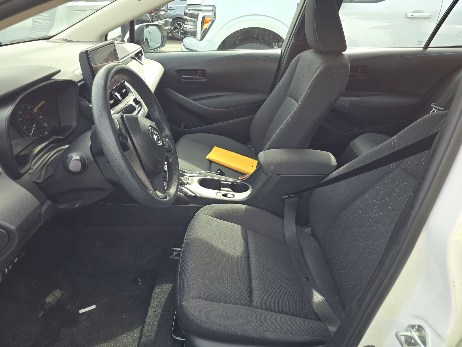 2024 Toyota Corolla LE FWD