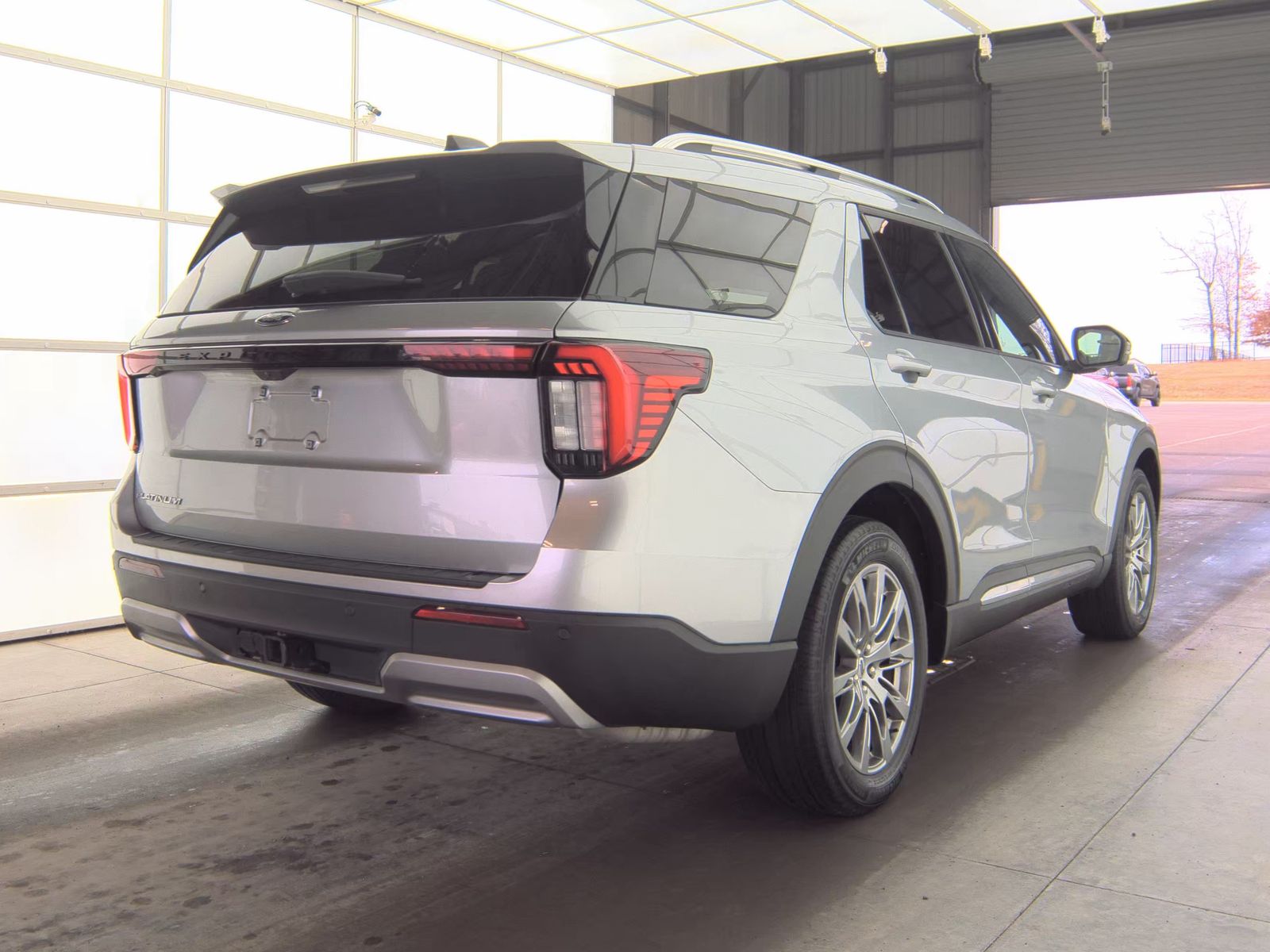 2025 Ford Explorer Platinum RWD