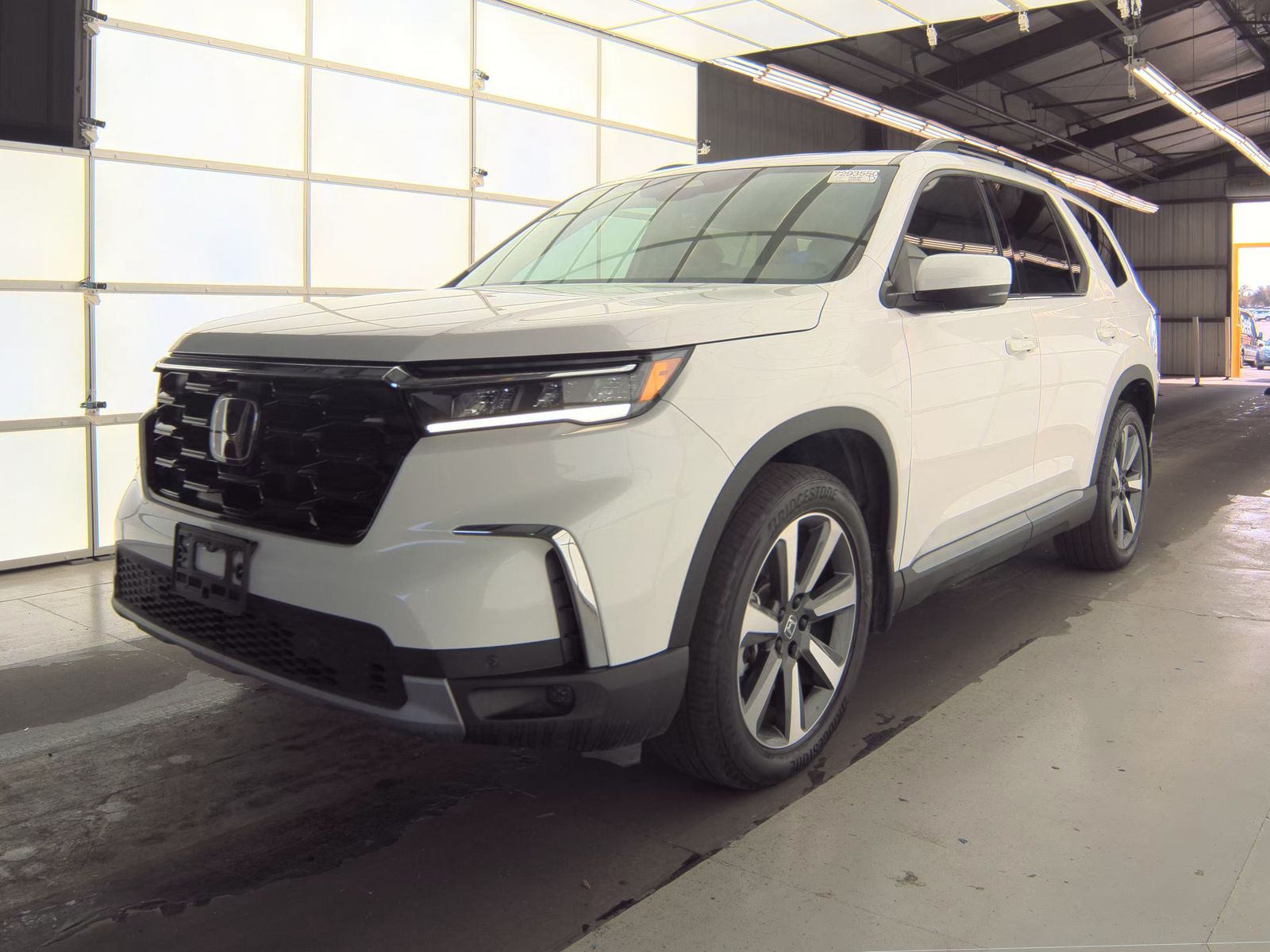 2023 Honda Pilot Touring AWD