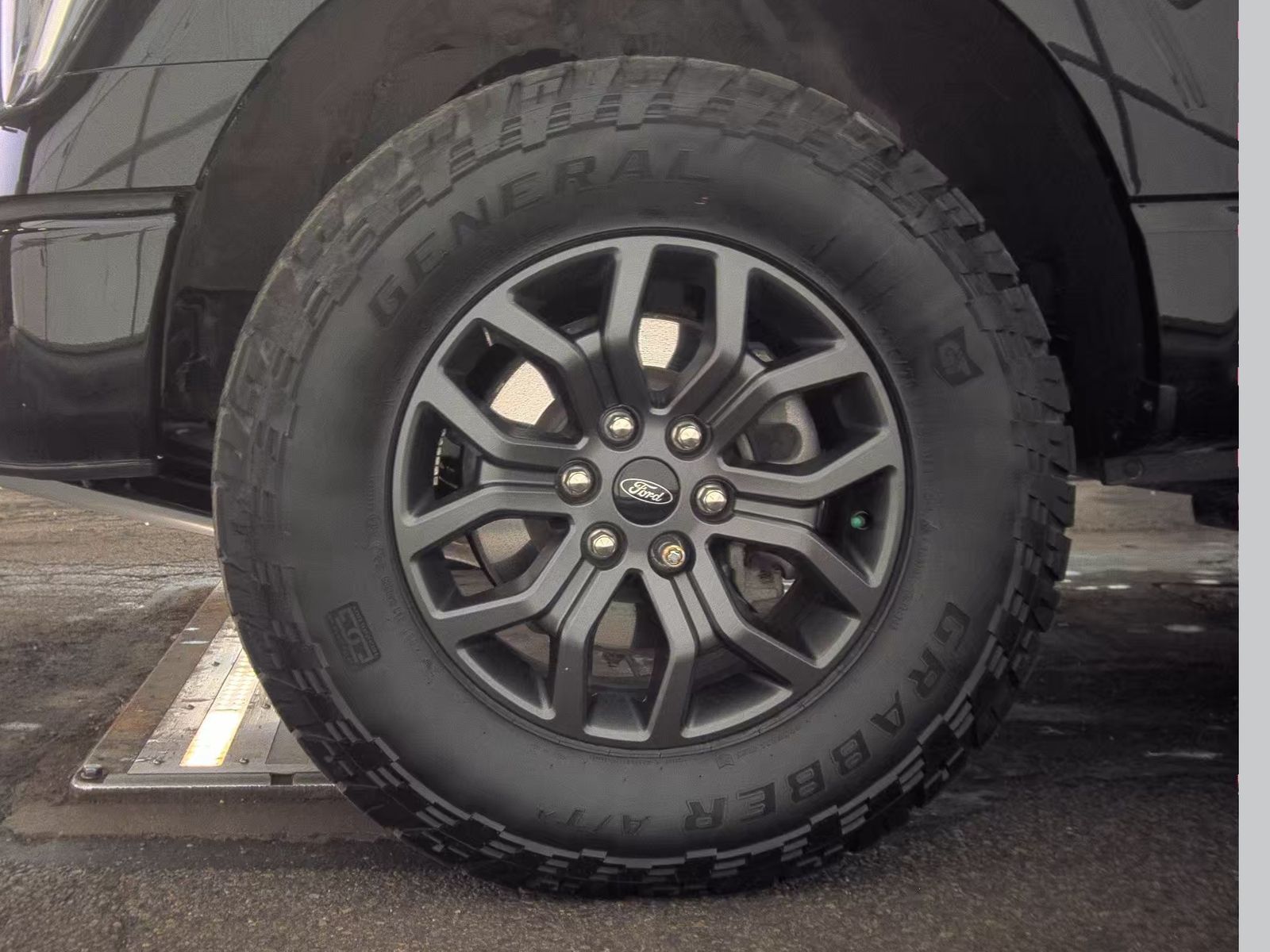 2023 Ford F-150 Tremor AWD