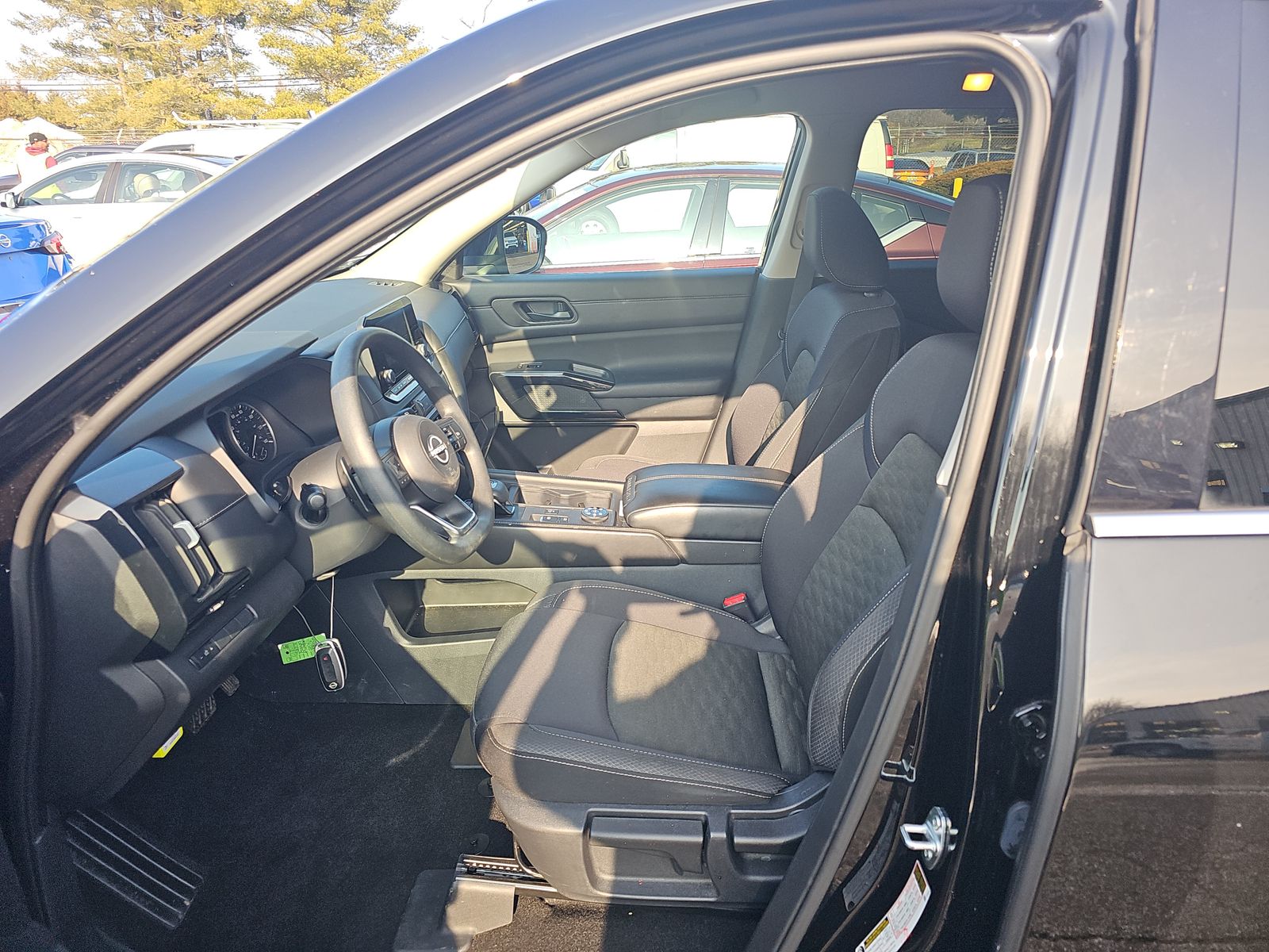 2023 Nissan Pathfinder S AWD