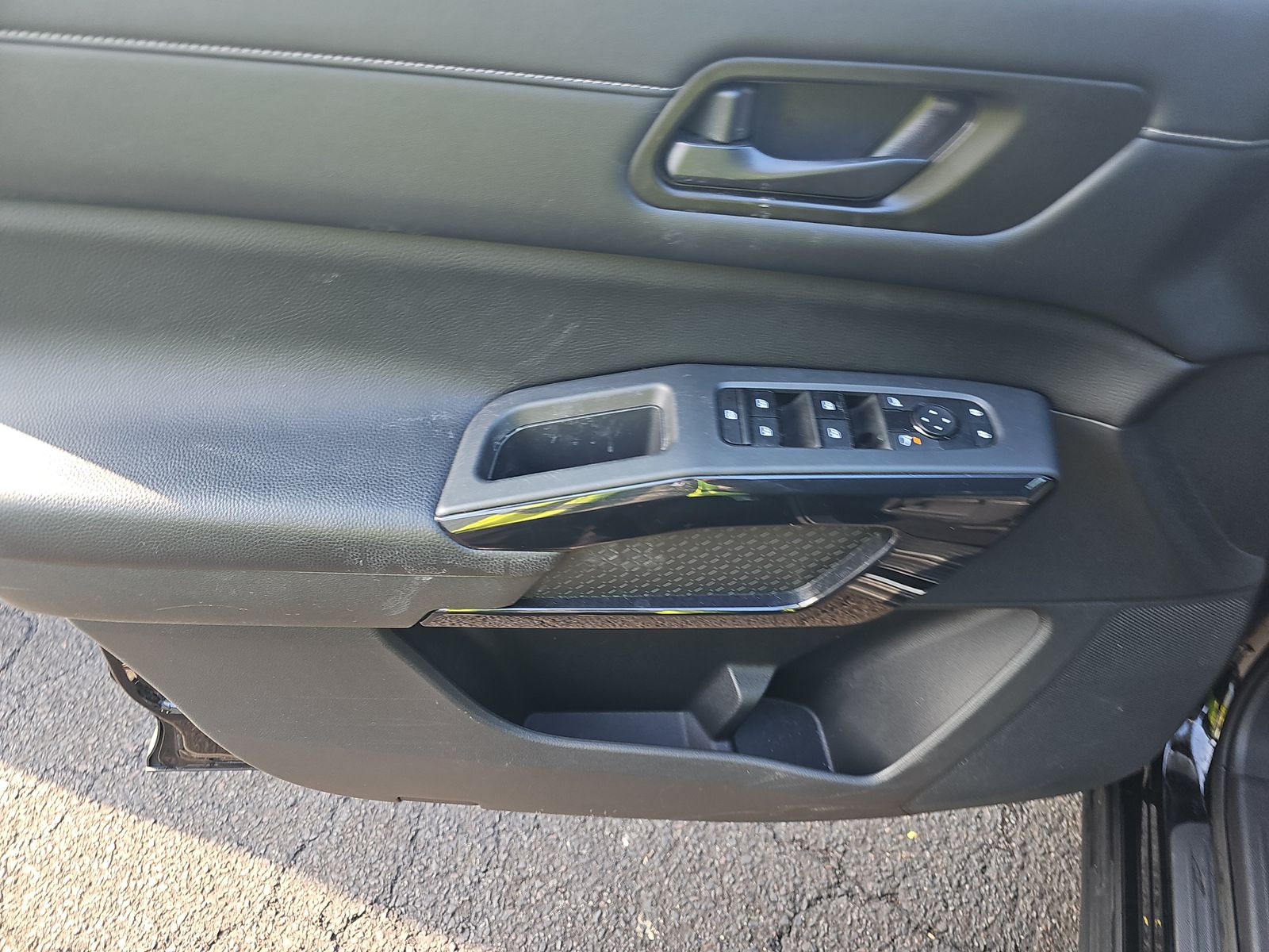 2023 Nissan Pathfinder S AWD