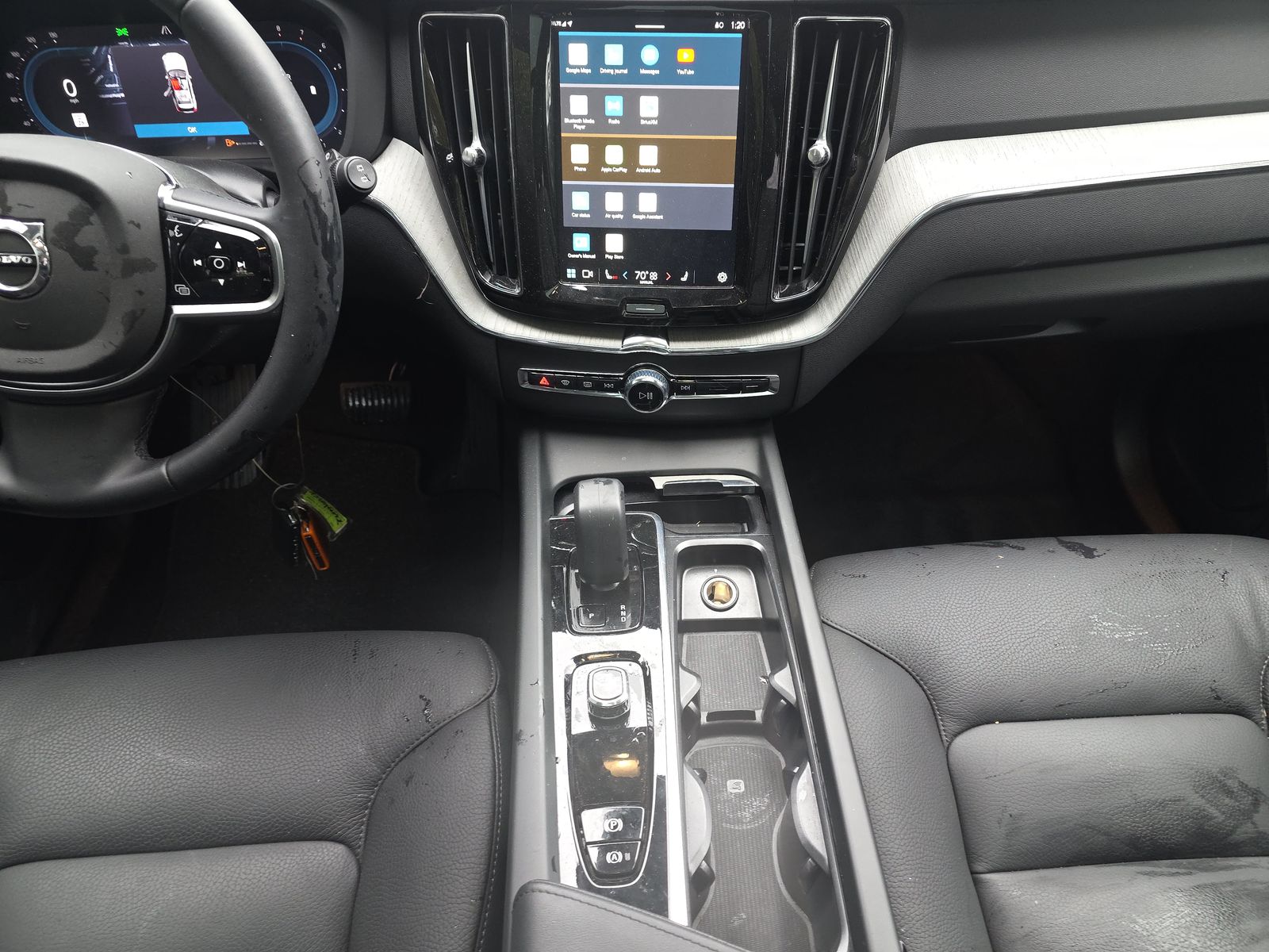 2025 Volvo XC60 B5 Plus FWD