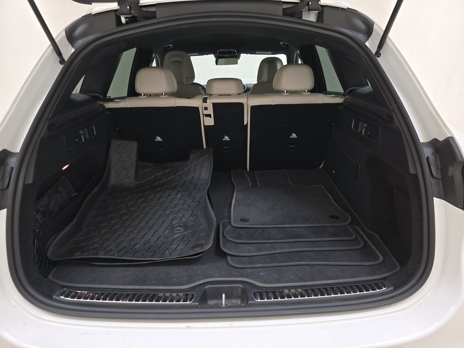 2025 Mercedes-Benz GLC GLC 300 AWD