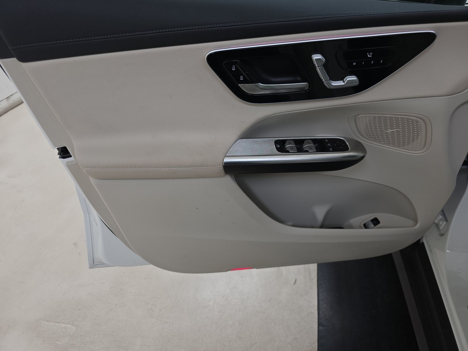 2025 Mercedes-Benz GLC GLC 300 AWD