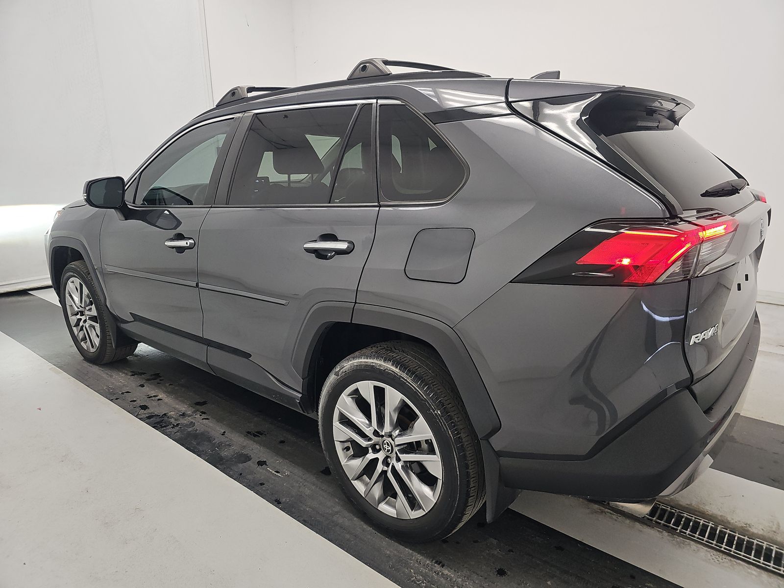 2022 Toyota RAV4 Limited FWD