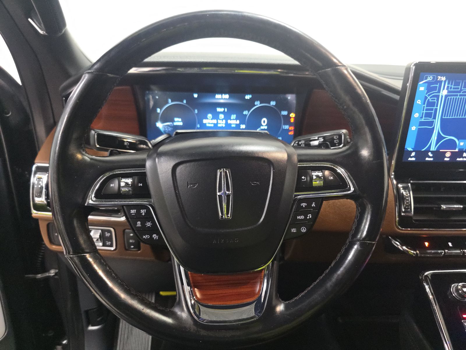 2022 Lincoln Navigator L Reserve RWD