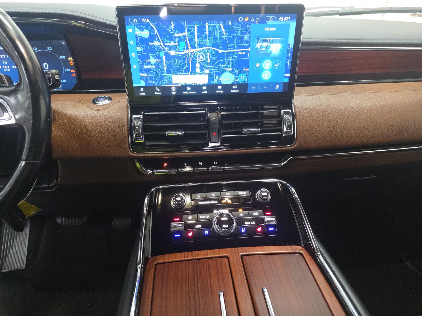 2022 Lincoln Navigator L Reserve RWD