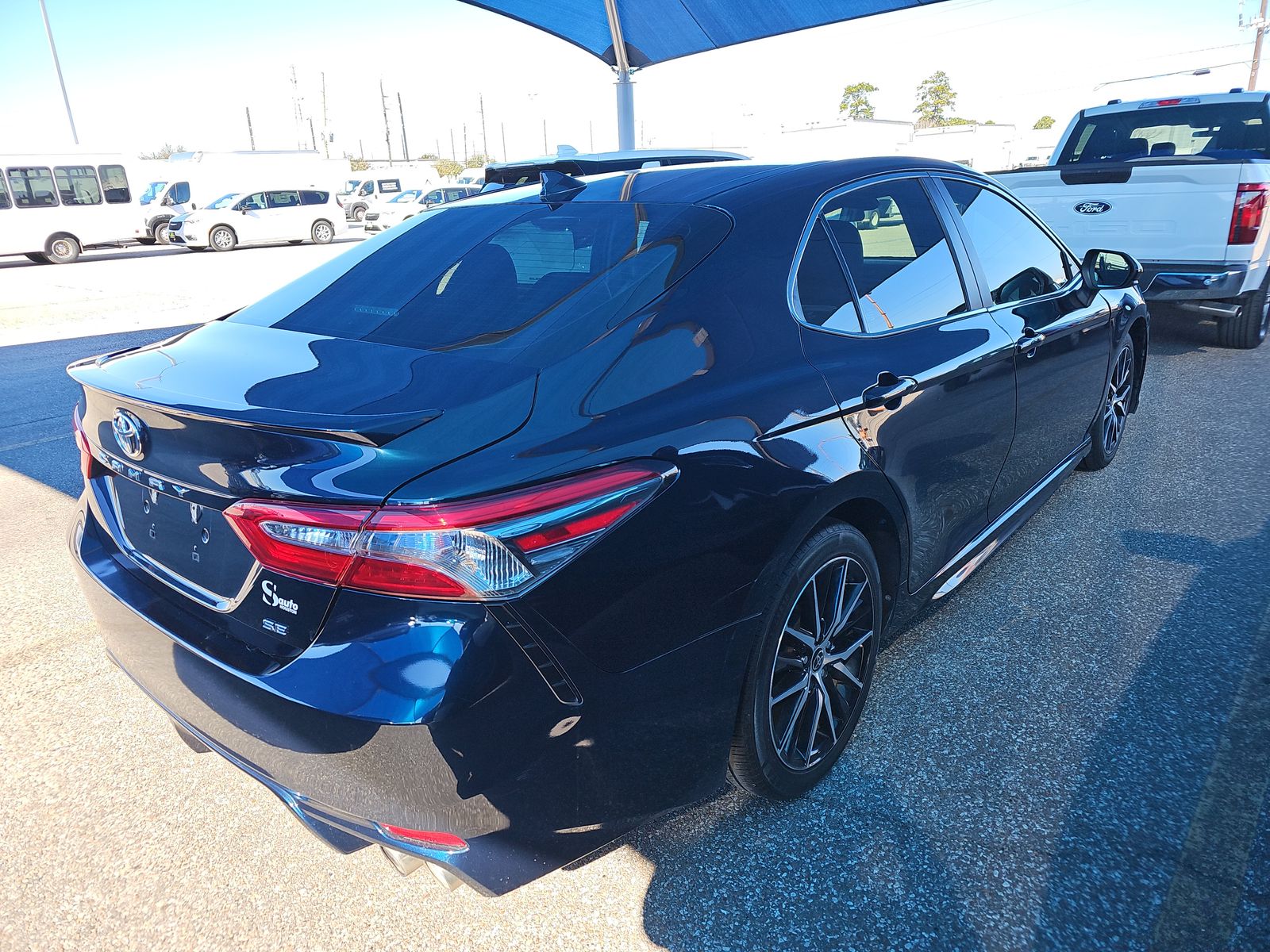 2019 Toyota Camry SE FWD