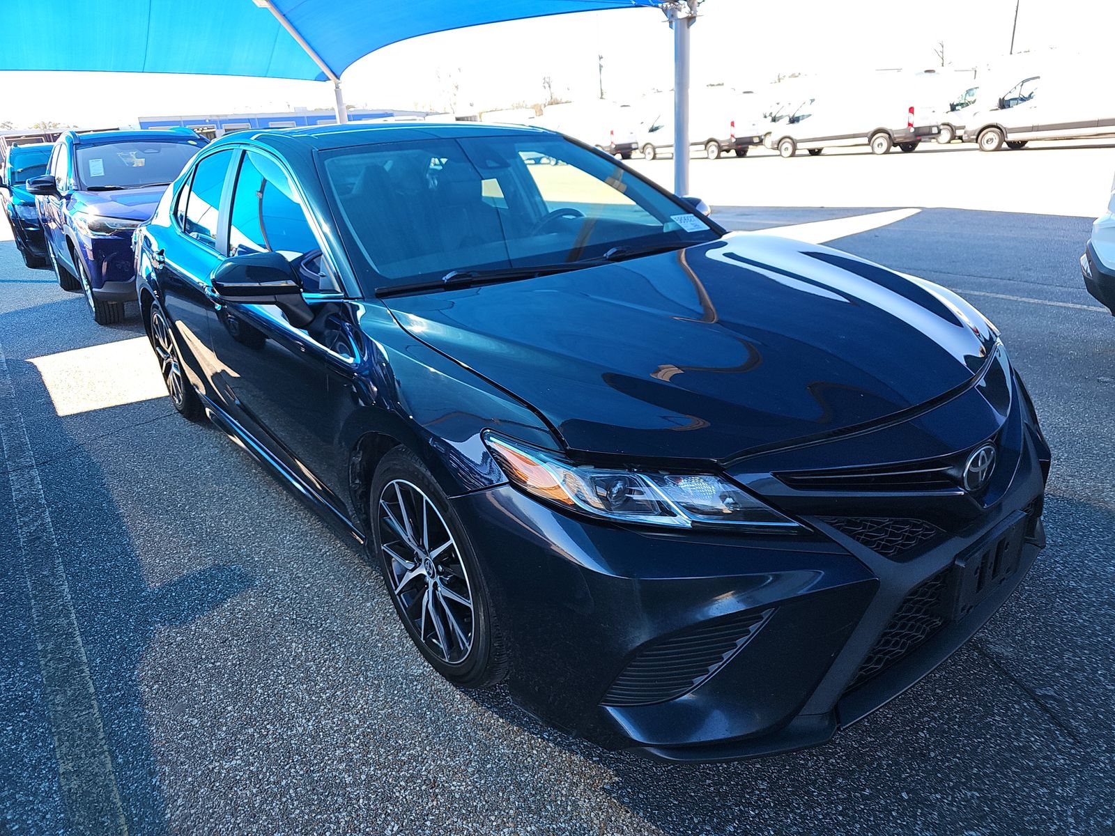2019 Toyota Camry SE FWD