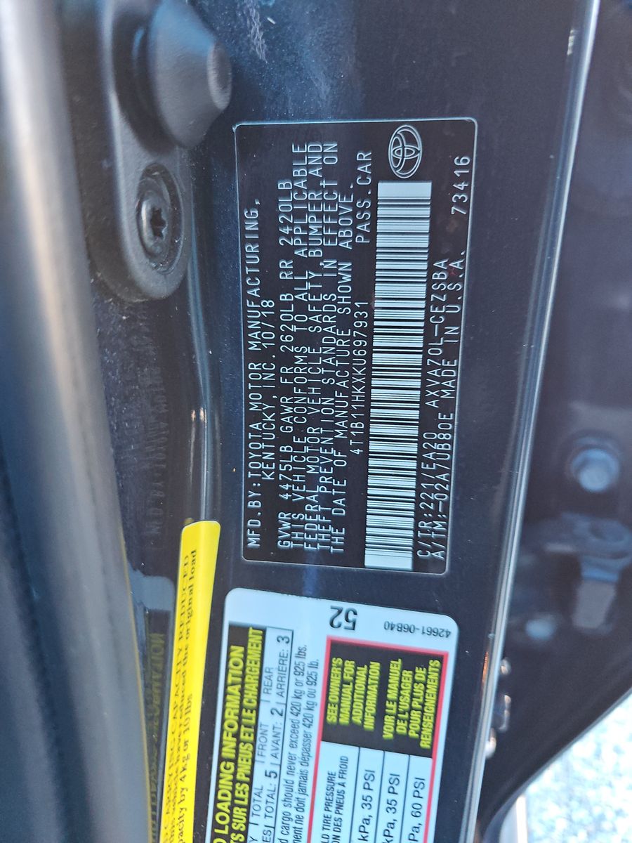 2019 Toyota Camry SE FWD