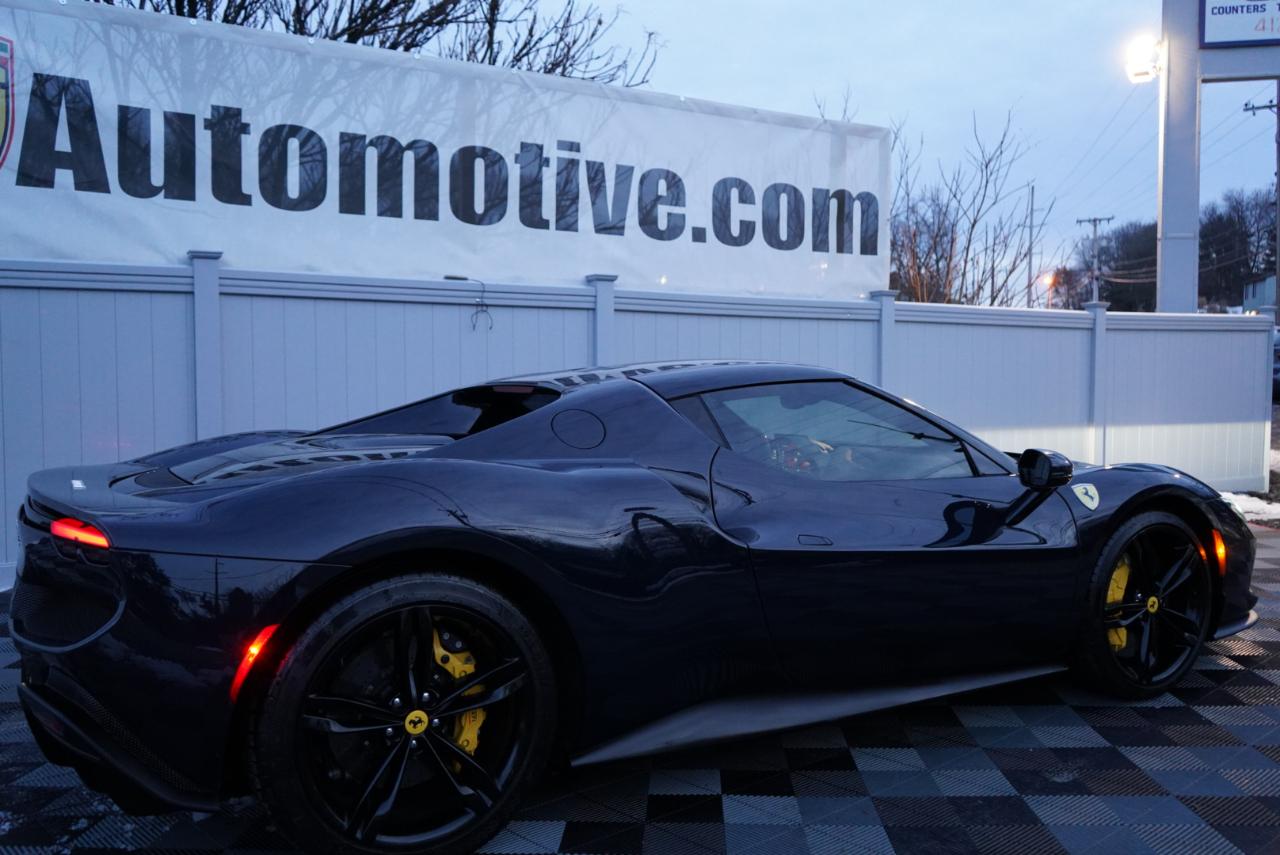 2024 Ferrari 296 GTB Base RWD