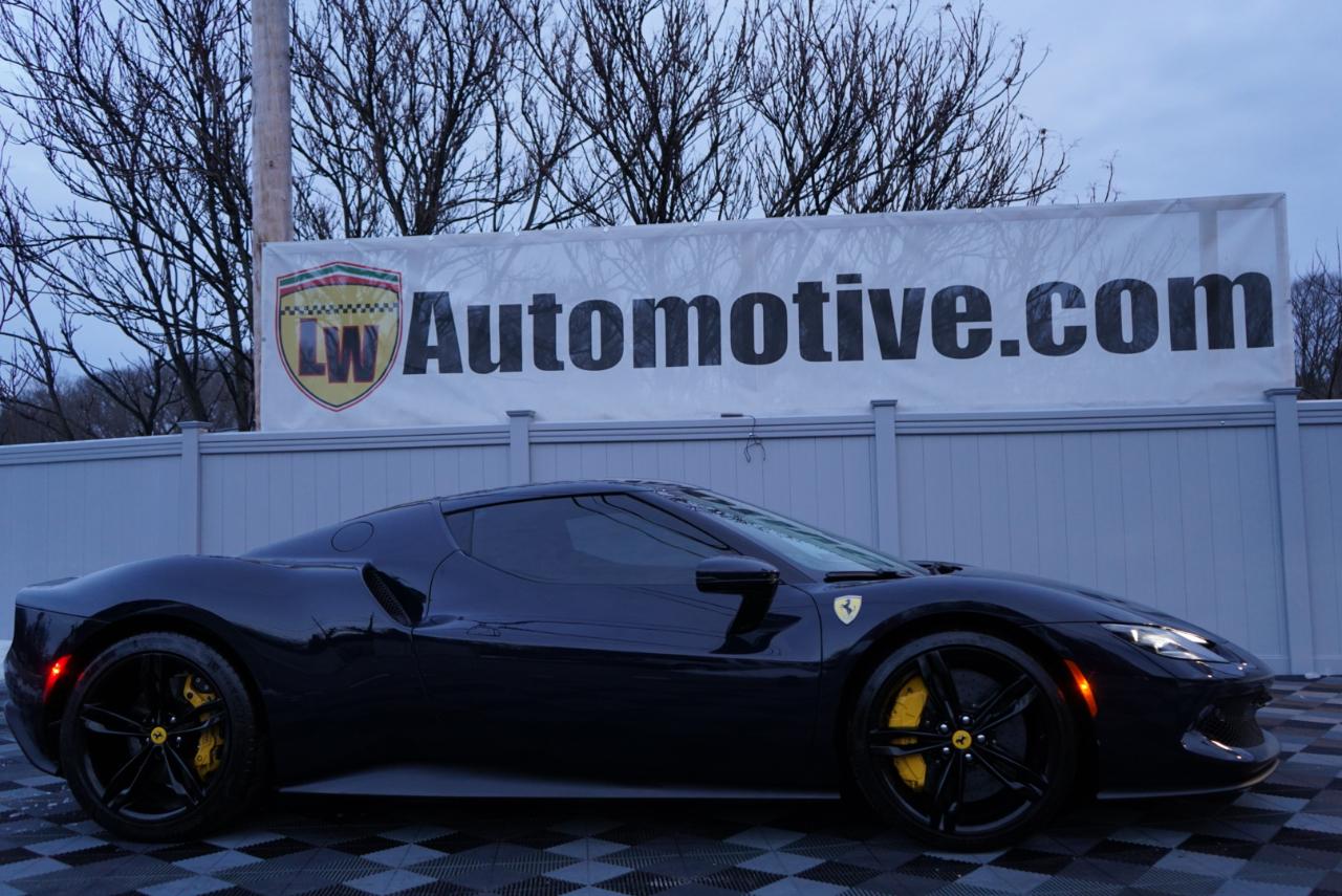 2024 Ferrari 296 GTB Base RWD