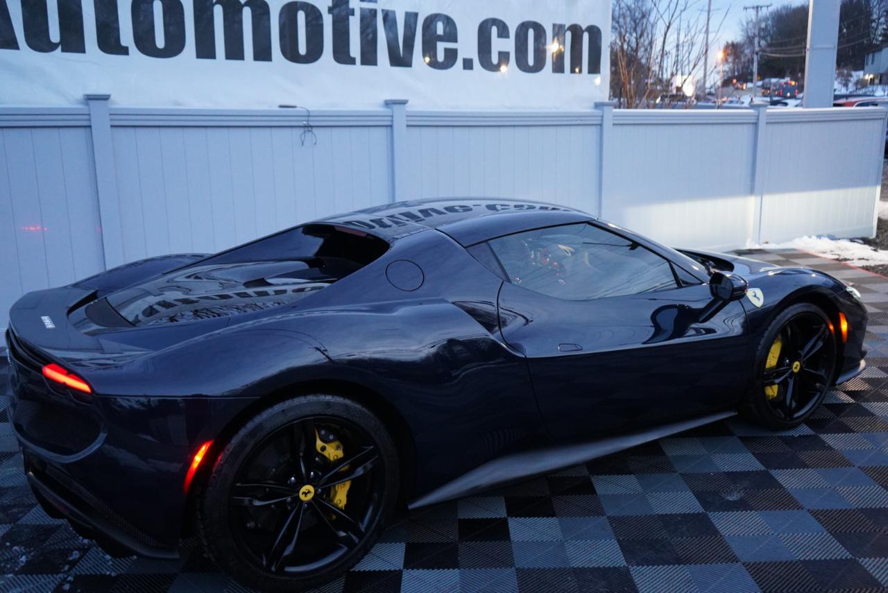 2024 Ferrari 296 GTB Base RWD