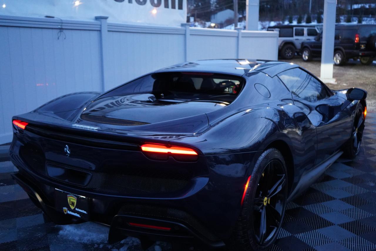 2024 Ferrari 296 GTB Base RWD